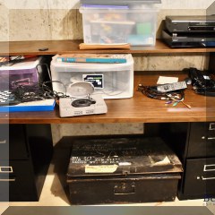 F85. Metal and laminate desk.
